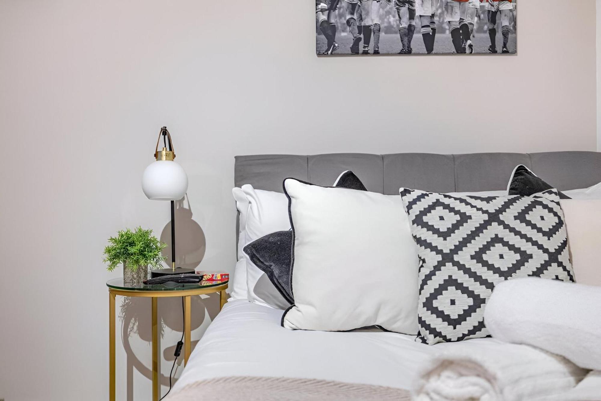 Cozy Vibes Minimalist Studio Stay ロンドン エクステリア 写真