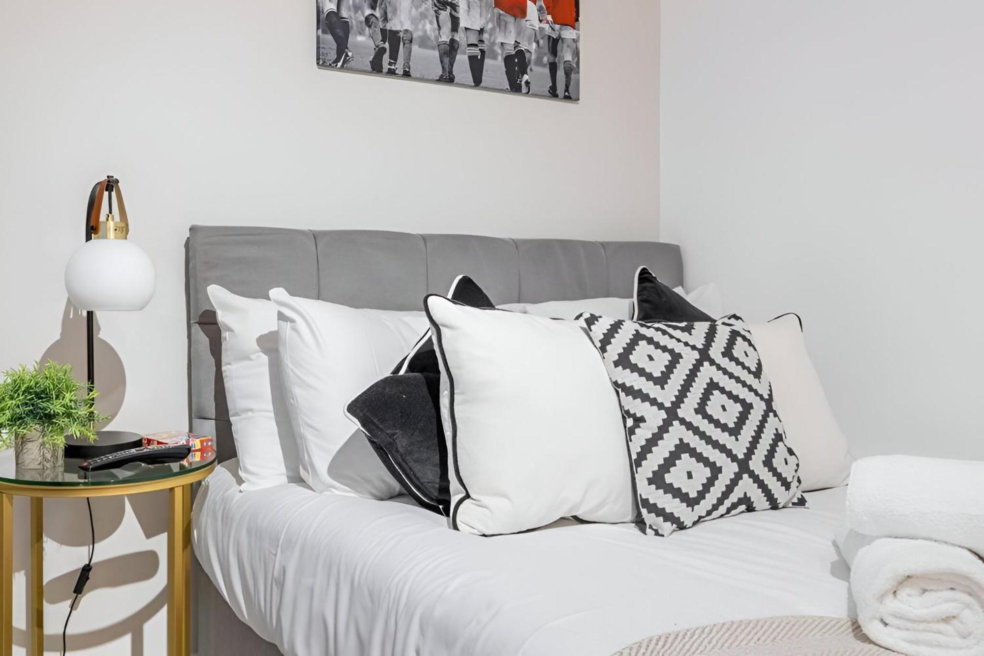 Cozy Vibes Minimalist Studio Stay ロンドン エクステリア 写真