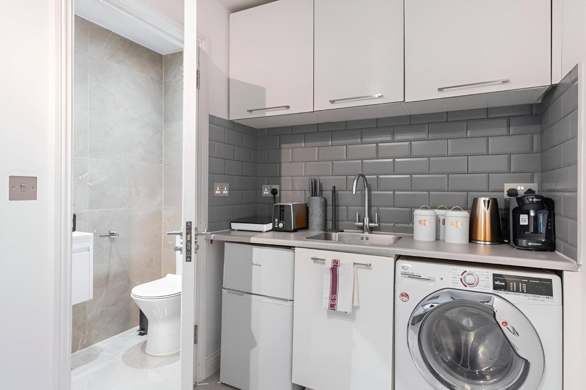 Cozy Vibes Minimalist Studio Stay ロンドン エクステリア 写真