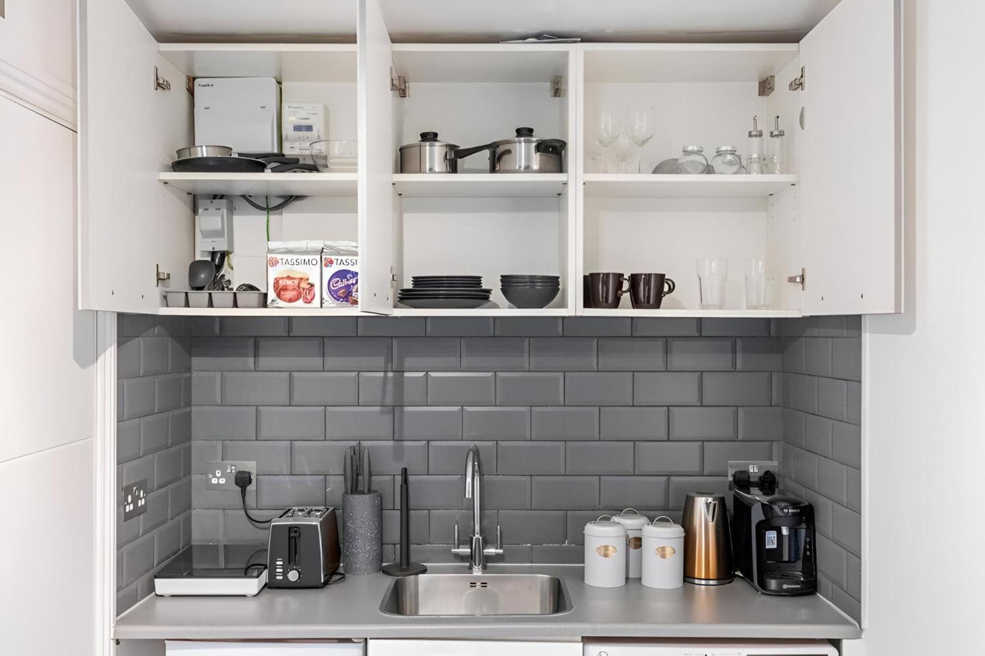 Cozy Vibes Minimalist Studio Stay ロンドン エクステリア 写真